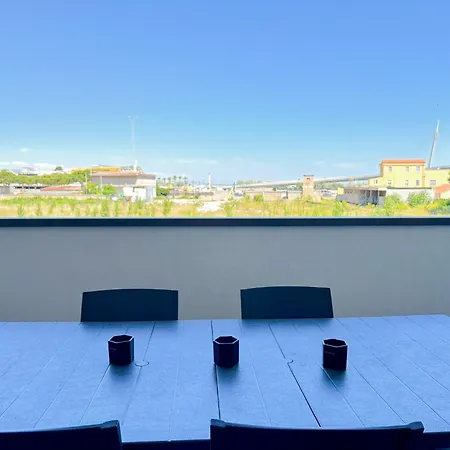 Yuna Rent - Residenza Ponte Del Mare Apartment
