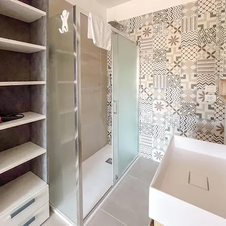 Yuna Rent - Residenza Ponte Del Mare