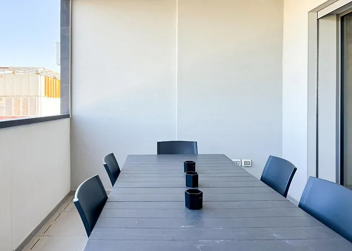 Yuna Rent - Residenza Ponte Del Mare Daire