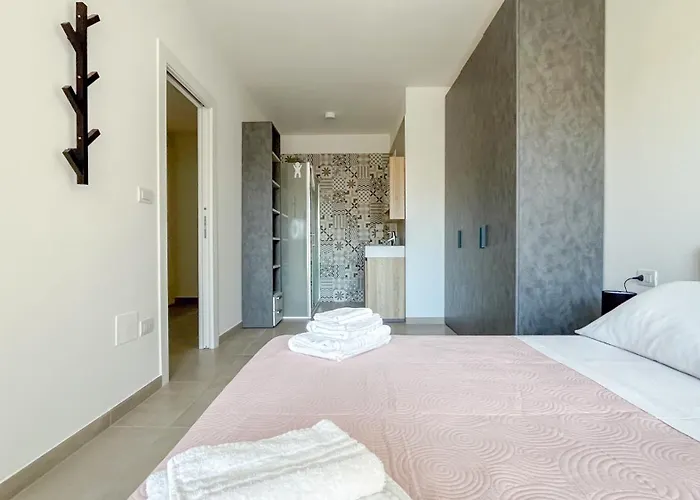 Yuna Rent - Residenza Ponte Del Mare Appartement